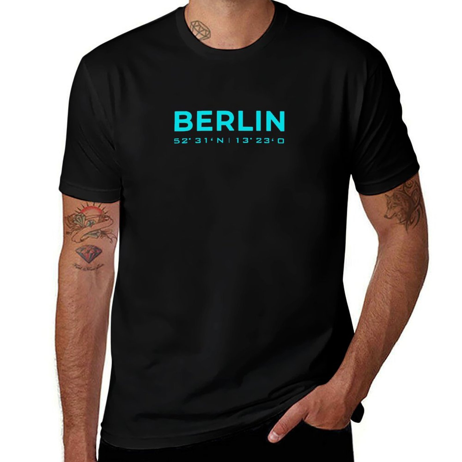 Street Fashion Berlin - Home Berlin dengan koordinat dalam desain