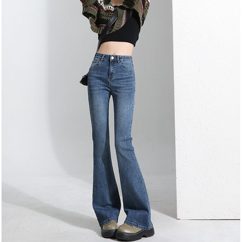Street Fashion Korean Girl - Celana Jeans Wanita Model Korea Klasik