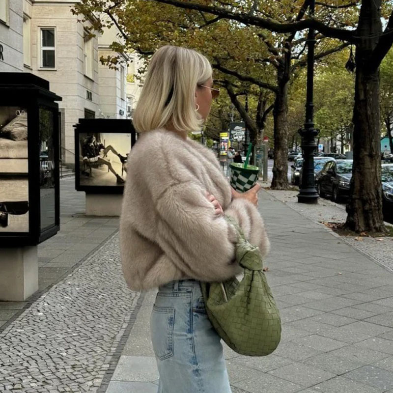 Mantel Bulu Imitasi Pendek Gar - Street Fashion Week ulasan dan harga
