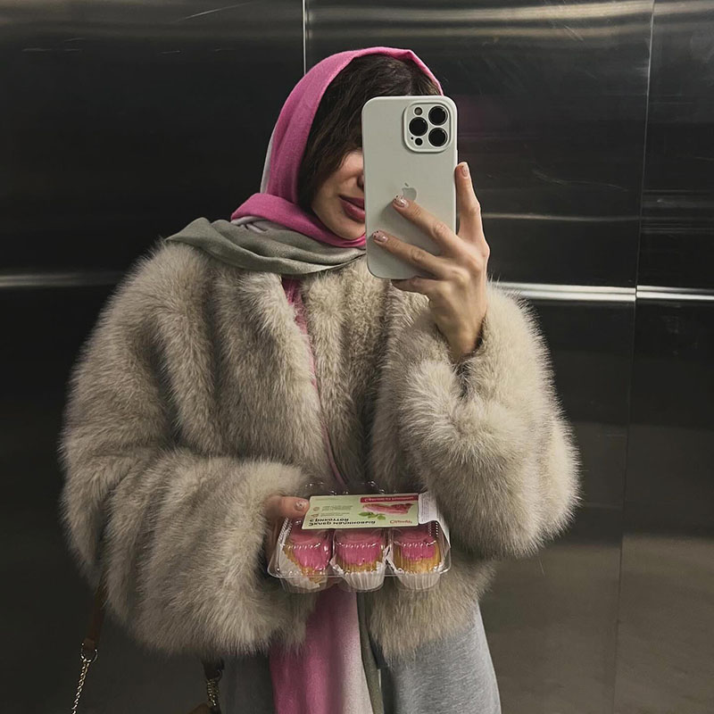 Mantel Bulu Imitasi Pendek Gar - Street Fashion Week ulasan dan harga