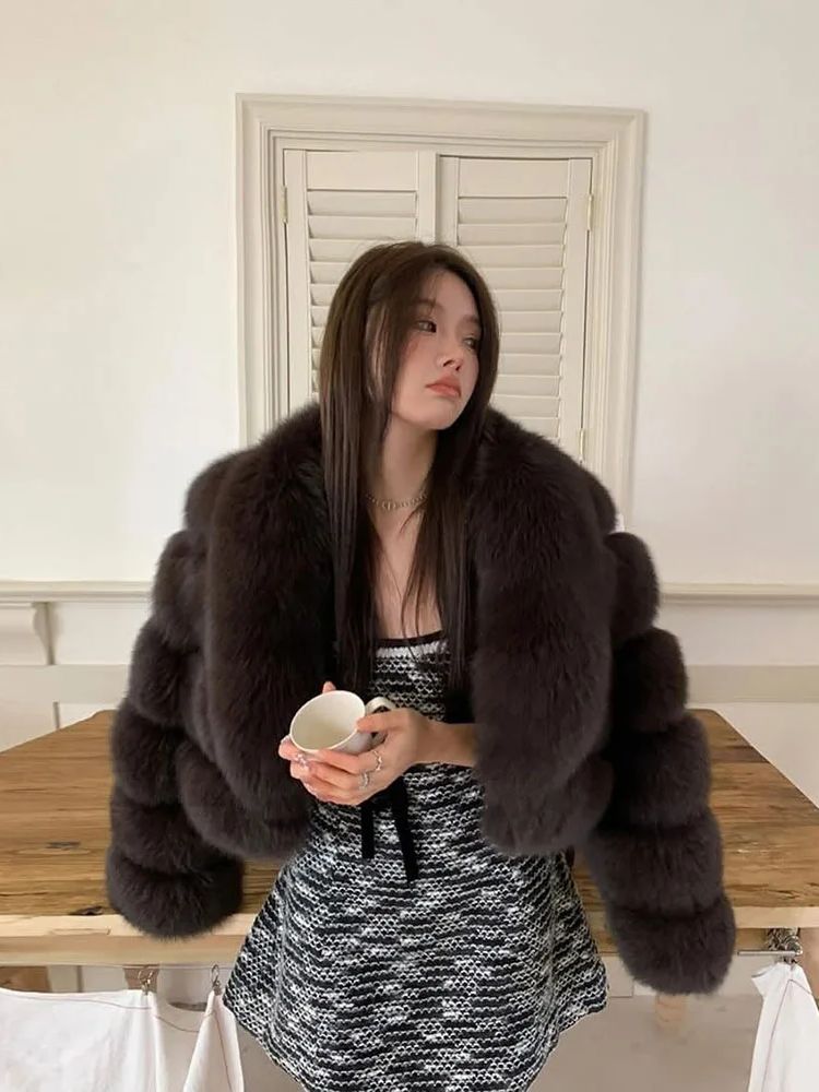 Mantel Bulu Palsu Potongan Mew - Street Fashion Week ulasan dan harga