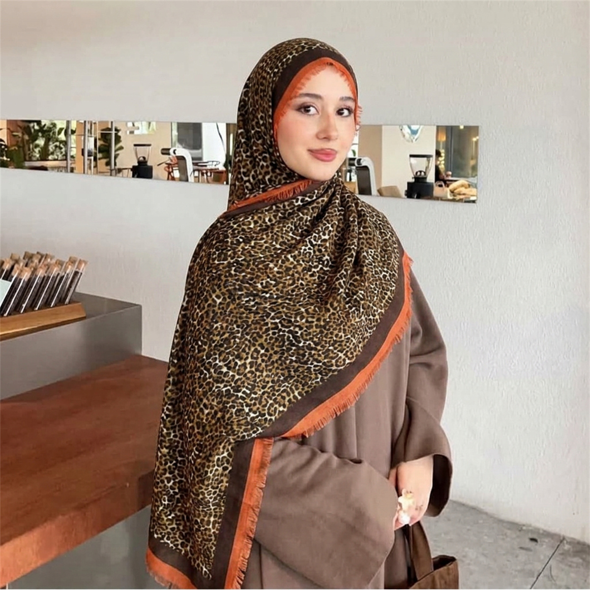 Jilbab Motif Leopard Vintage,  - Street Fashion Hijab ulasan dan harga