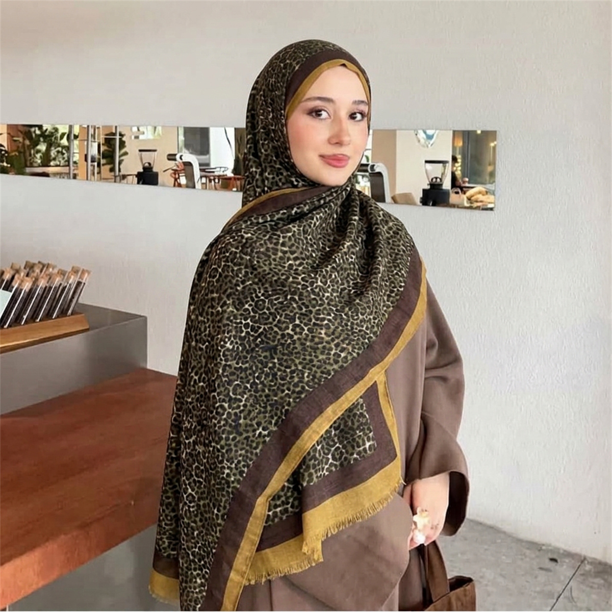 Jilbab Motif Leopard Vintage,  - Street Fashion Hijab ulasan dan harga