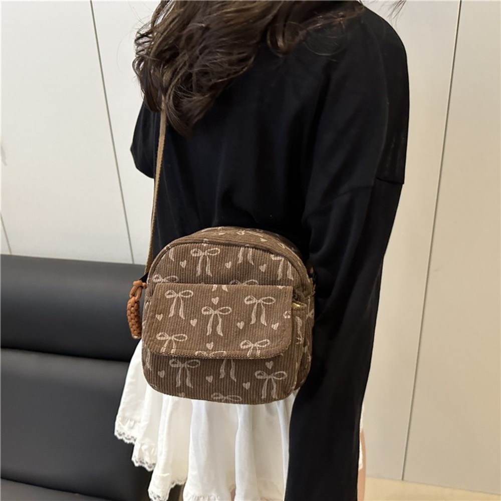 Tas Selempang Kecil Wanita Bah - Street Fashion Korean Girl ulasan dan harga